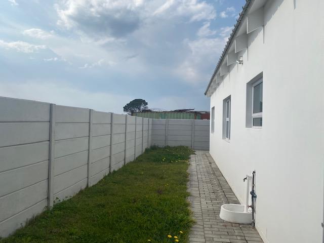 To Let 3 Bedroom Property for Rent in Fairview Eastern Cape